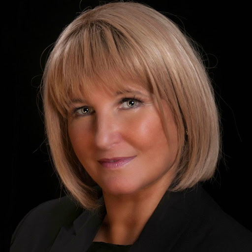 Susan Elder Photo 39