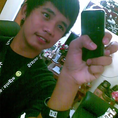 Raymond Gutierrez Photo 35