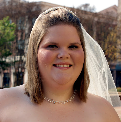 Jessica Hall Photo 31