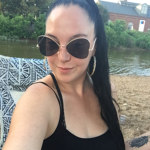 April Marshall Photo 13