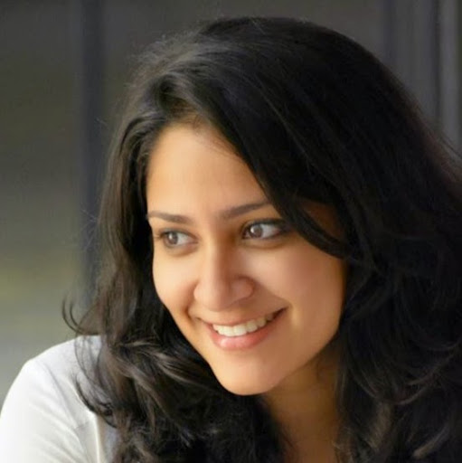 Sara Mathew Photo 22