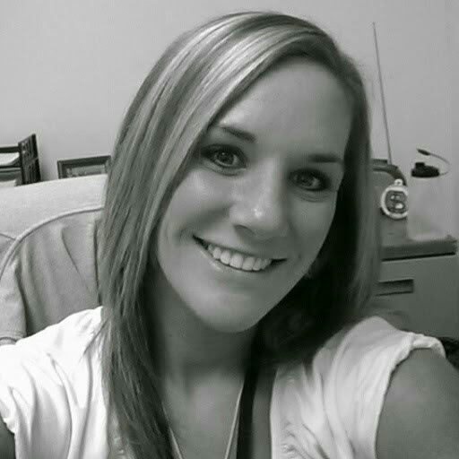 Leigh Clark Photo 24