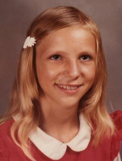 Rose Johnson Photo 37