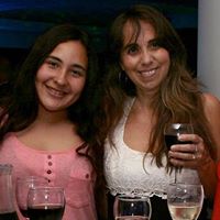 Laura Paz Photo 13