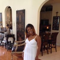 Cassandra Hodges Photo 31