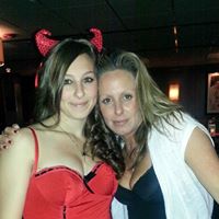 Elizabeth Becker Photo 30