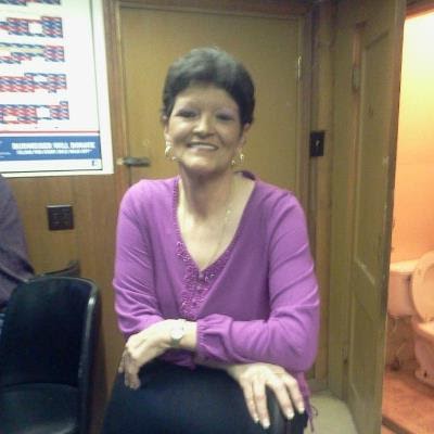 Kathy Worthy Photo 17