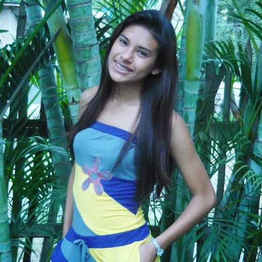 Michelle Gamez Photo 24