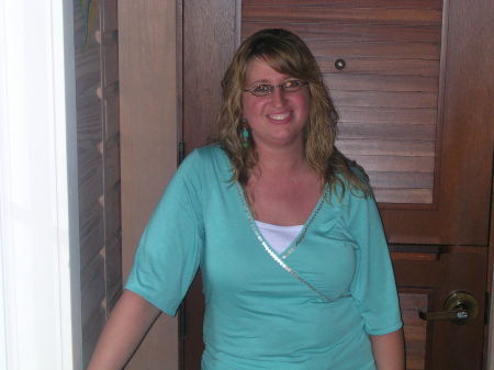 Rebecca Leach Photo 31