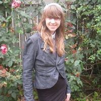 Annie Sullivan Photo 18