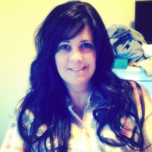 Tara Christensen Photo 20