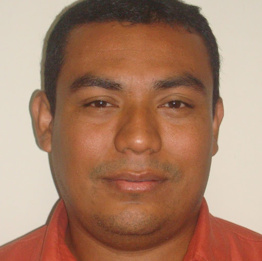 Rene Reyes Photo 33