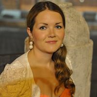 Julie Andersen Photo 28