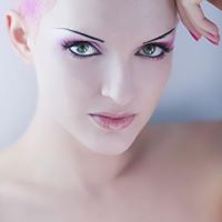 Elizabeth Moseley Photo 26
