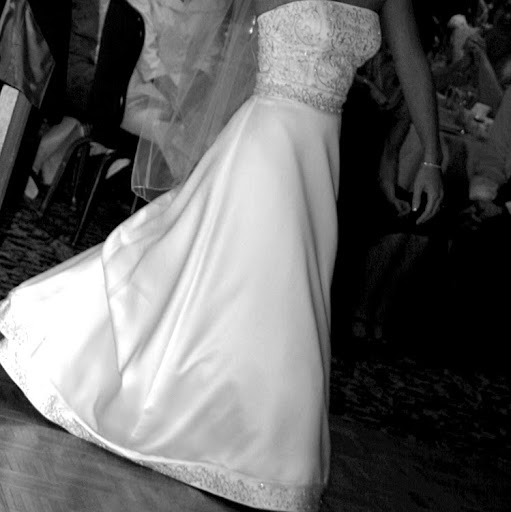 Allison Armstrong Photo 31