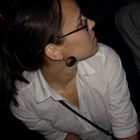 Desiree Hernandez Photo 16