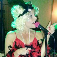Elizabeth Henderson Photo 25