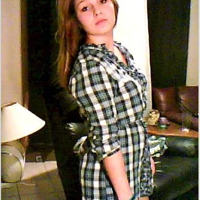 Cassandra Warren Photo 32