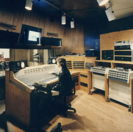 John Goodenough Photo 16