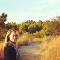 Caitlin Jennings Photo 15