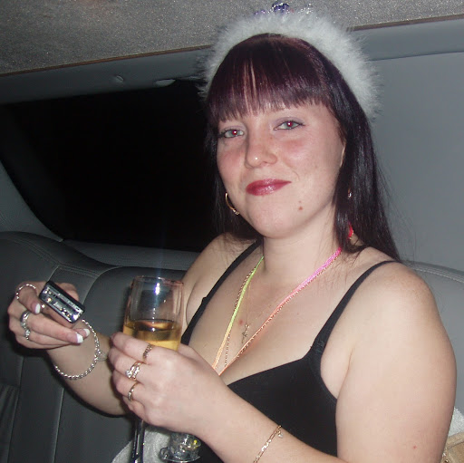 Kelly Salmon Photo 17