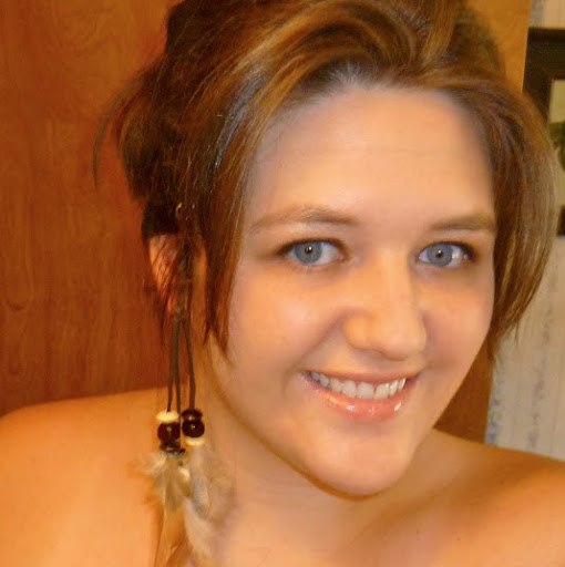 Alisa Clark Photo 7