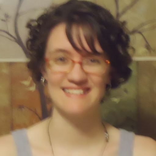 Elizabeth Stevens Photo 49