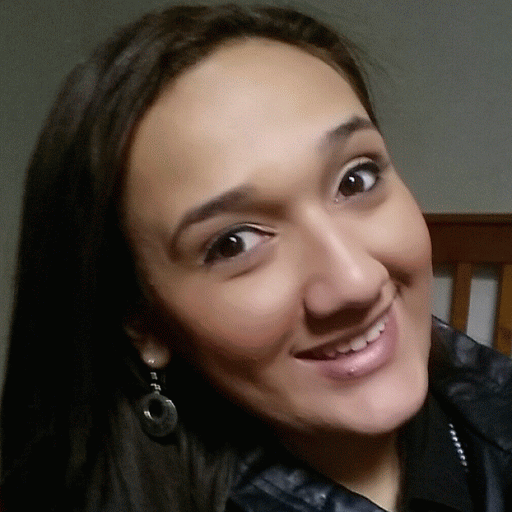 Sarah Hernandez Photo 7