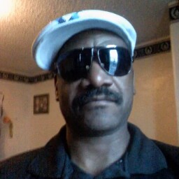 Andre Edwards Photo 14