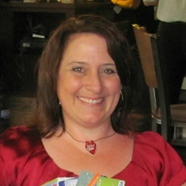 Michele Reynolds Photo 40