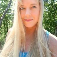 Stephanie Connor Photo 33