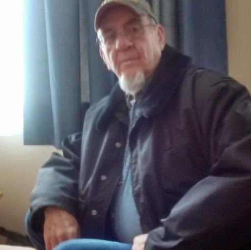 Kenneth Holmes Photo 21