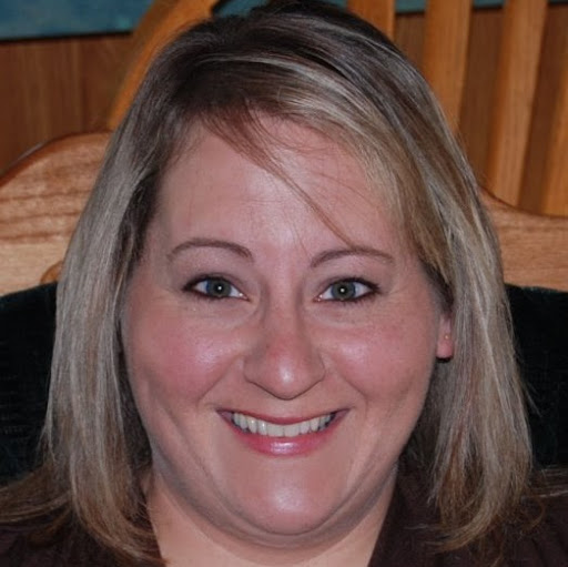 Kim Hebert Photo 25