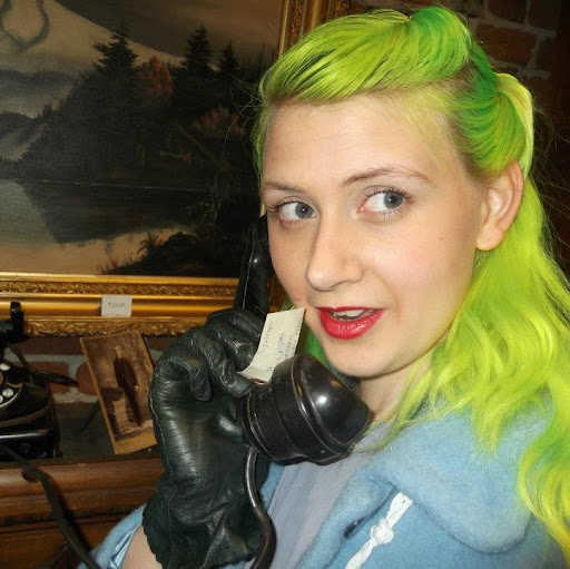 Elizabeth Hammack Photo 1