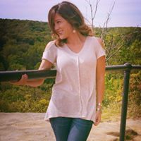Kimberly Woodward Photo 14