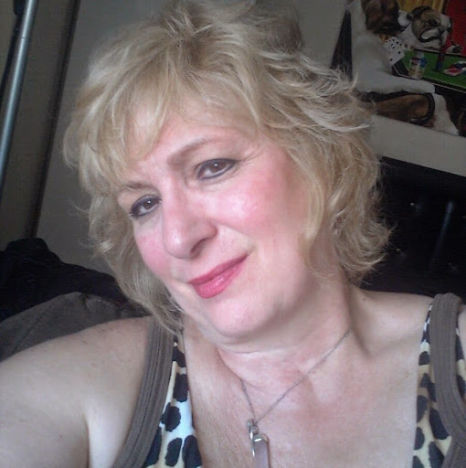 Roberta Burns Photo 26