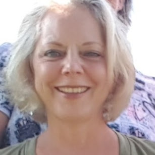 Michele Dahl Photo 5