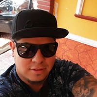 Daniel Salinas Photo 35
