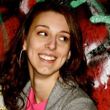 Amanda Gregory Photo 16
