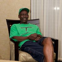 Bernard Lucas Photo 15