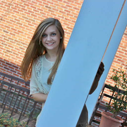 Sara Mcdaniel Photo 9