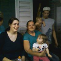 Linda Roach Photo 25
