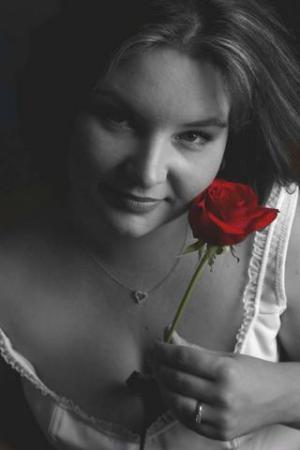 Adrienne Fisher Photo 26