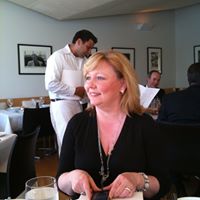Kerri Reynolds Photo 9