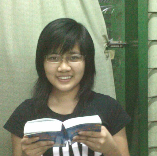 Yen Tran Photo 22