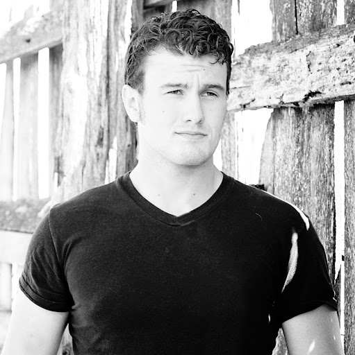 Aaron Layton Photo 30