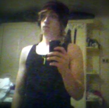 Neil Tucker Photo 9