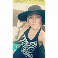 Molly Richardson Photo 40