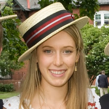 Sarah Long Photo 15