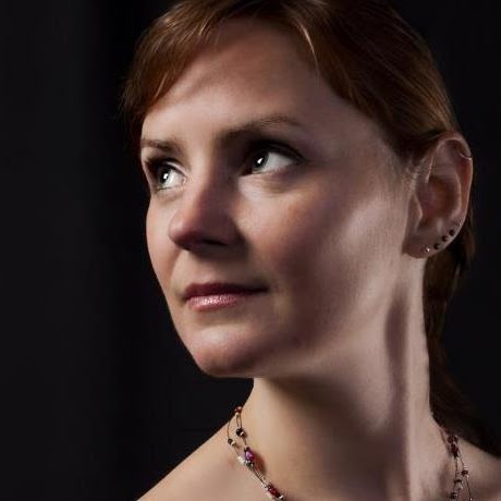 Christine Gauthier Photo 32